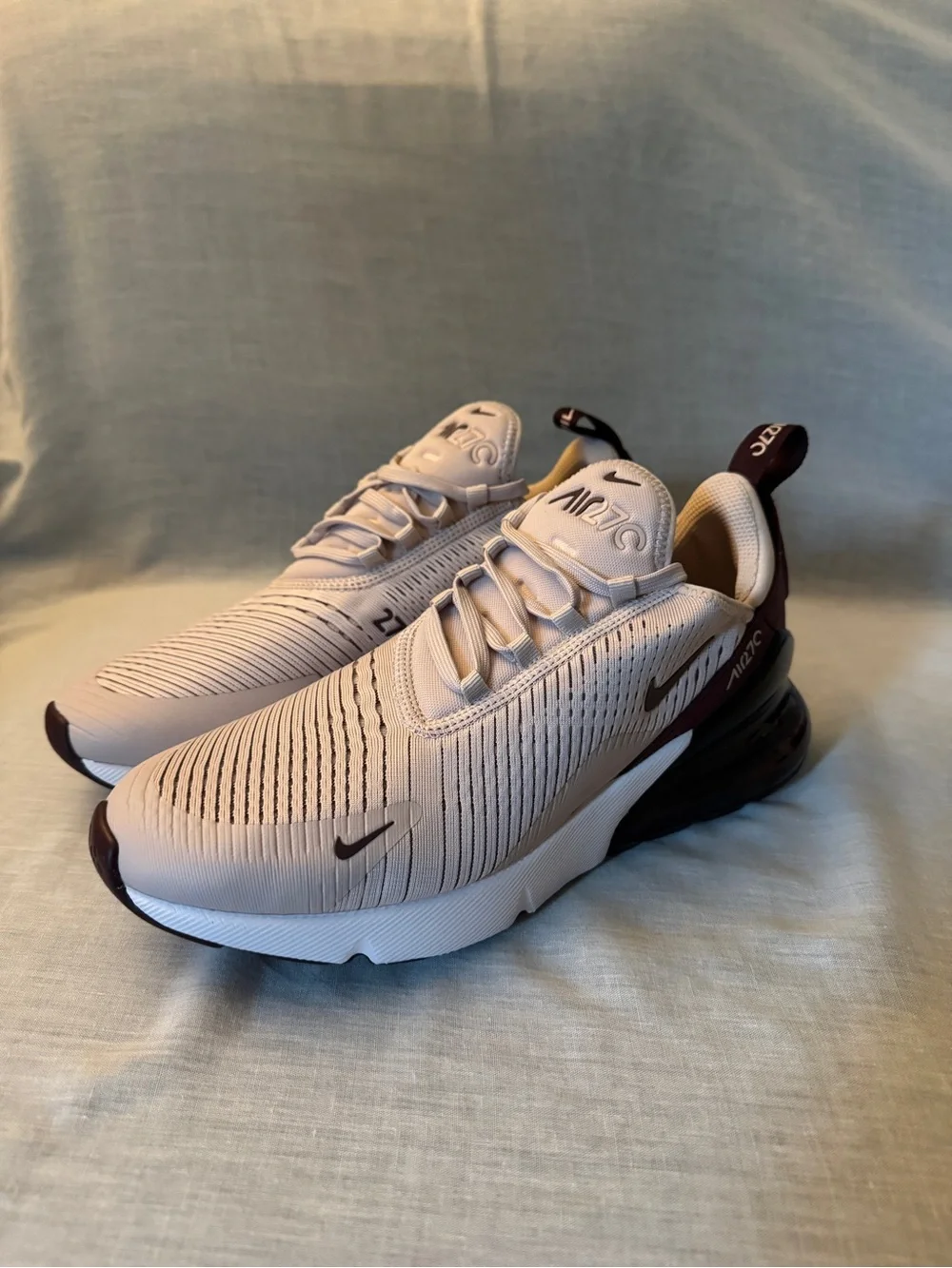 Nike AirMax 270 Sneakers Women’s US 9.0